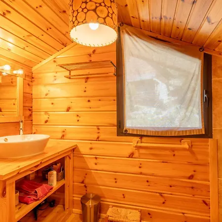 Des Jonquilles - Magnifique Maison Avec Piscine Chalet *
