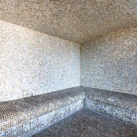 Des Jonquilles - Magnifique Maison Avec Piscine